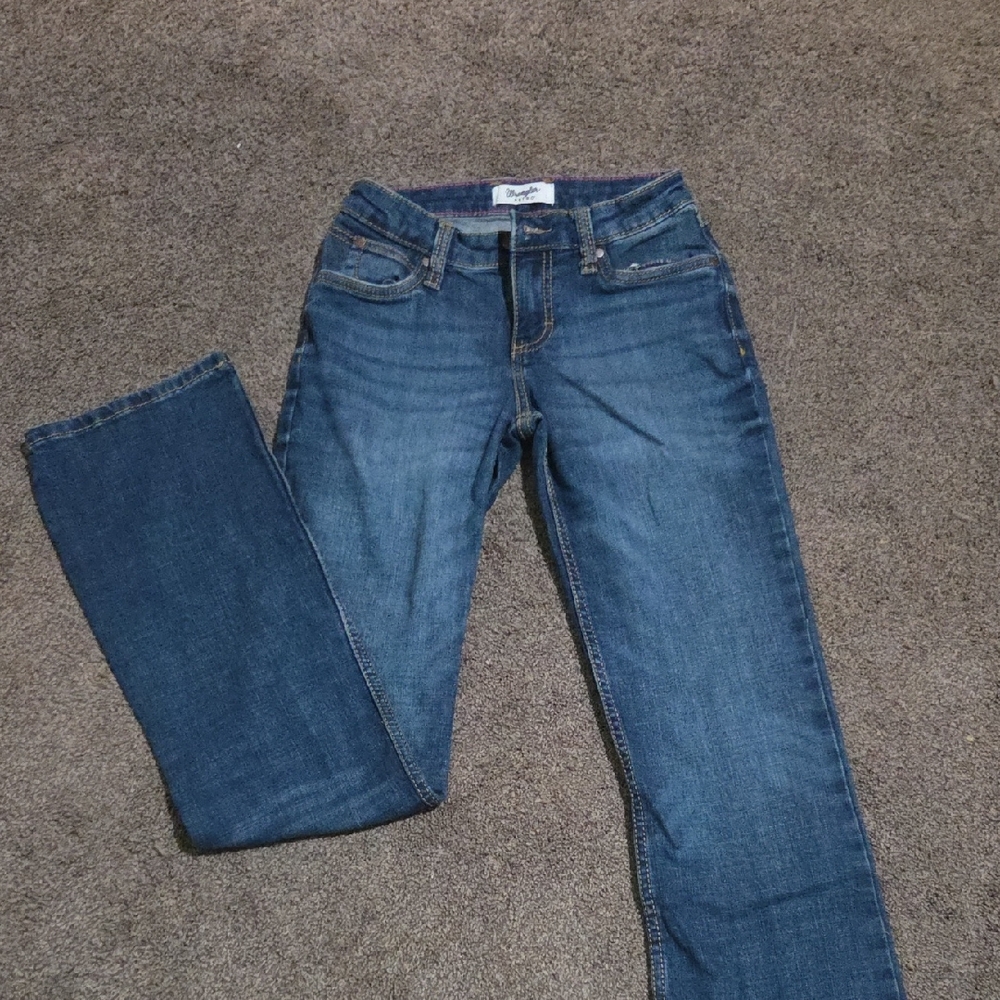 Wrangler Women's Straight Leg Blue Jeans